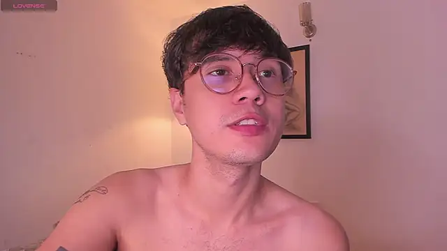 LeaneSeb online show from 11/14/25, 09:41