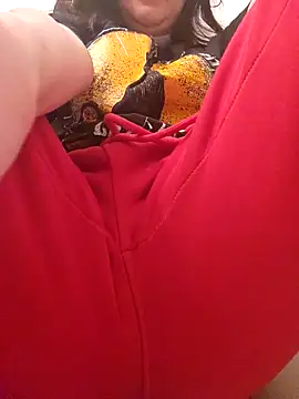 Snapshot of prettydoll97 chatting on 03/16/25, 10:00 prettydoll97 online show from 03/16/25, 10:00