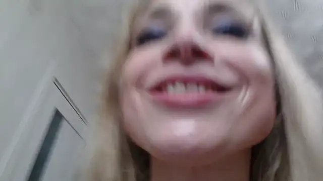 Snapshot of Mika_Passion chatting on 01/29/25, 08:51 Mika Passion online show from 01/29/25, 08:51