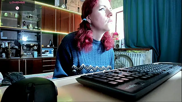 Snapshot of pa1e_pr1ncess chatting on 02/17/25, 06:42 pa1e pr1ncess online show from 02/17/25, 06:42