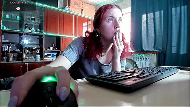 Snapshot of pa1e_pr1ncess chatting on 03/06/25, 01:14 pa1e pr1ncess online show from 03/06/25, 01:14