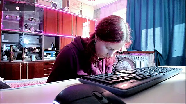 Snapshot of pa1e_pr1ncess chatting on 03/12/25, 12:36 pa1e pr1ncess online show from 03/12/25, 12:36