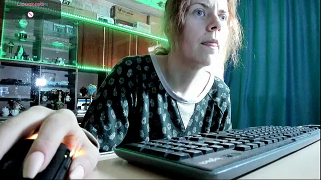 Snapshot of pa1e_pr1ncess chatting on 09/10/25, 07:19 pa1e pr1ncess online show from 09/10/25, 07:19