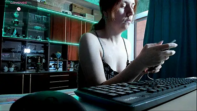 Snapshot of pa1e_pr1ncess chatting on 09/12/25, 06:46 pa1e pr1ncess online show from 09/12/25, 06:46