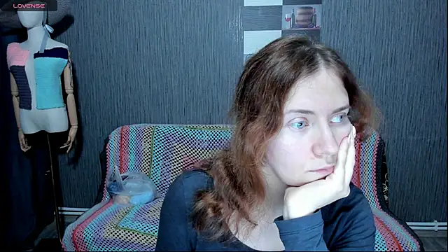 Snapshot of pa1e_pr1ncess chatting on 10/03/25, 07:27 pa1e pr1ncess online show from 10/03/25, 07:27