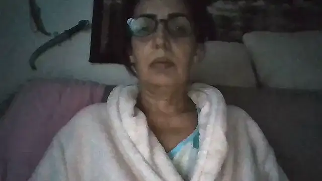 Snapshot of silla chatting on 10/30/25, 03:35 silla online show from 10/30/25, 03:35