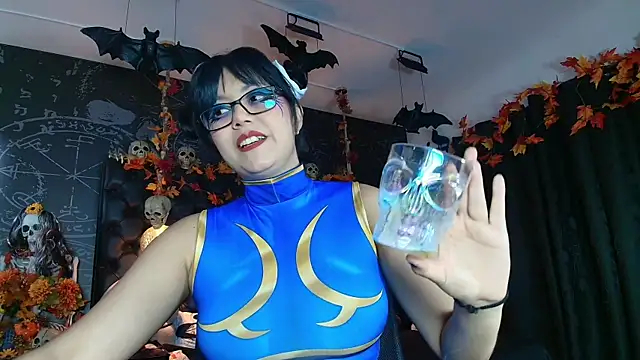 Snapshot of AlexHoe_ chatting on 10/24/25, 06:48 AlexHoe online show from 10/24/25, 06:48