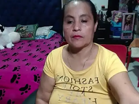Snapshot of pervert_mommy_ chatting on 02/09/25, 02:07 pervert mommy online show from 02/09/25, 02:07
