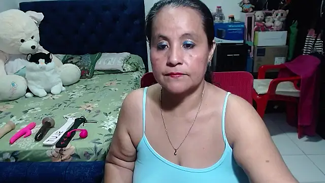 Snapshot of pervert_mommy_ chatting on 03/13/25, 09:54 pervert mommy online show from 03/13/25, 09:54