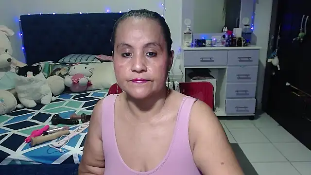 pervert mommy  online show from 12/15/25, 09:46