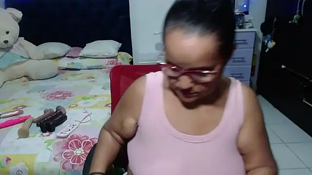 pervert mommy  online show from 02/05/26, 10:09