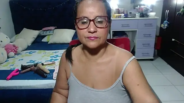 pervert mommy  online show from 03/11/26, 11:05