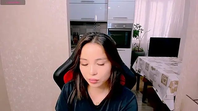 AyaMoon online show from 10/29/25, 04:37