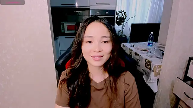 AyaMoon online show from 10/31/25, 05:19