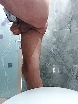 Snapshot of Bigutt73 chatting on 03/03/25, 09:26 Bigutt73 online show from 03/03/25, 09:26