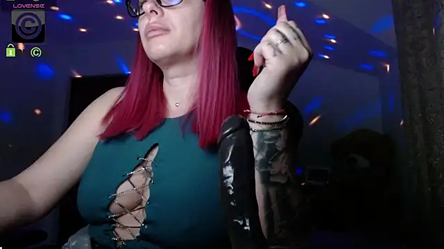 SonyaDevon online show from 04/14/26, 03:01