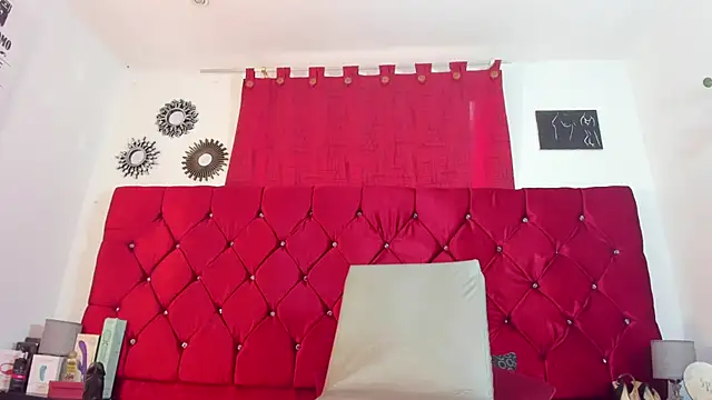 Snapshot of harleyevaans chatting on 03/18/25, 12:14 harleyevaans online show from 03/18/25, 12:14