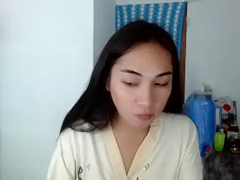 SweetLilly 18 online show from 12/05/24, 03:17