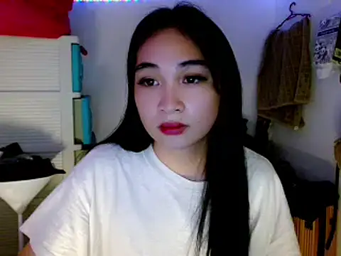 SweetLilly 18 online show from 03/23/25, 05:54