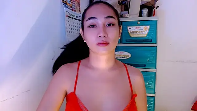 SweetLilly 18 online show from 09/17/25, 02:08