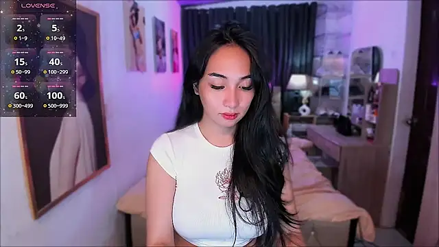 SweetLilly 18 online show from 12/04/25, 03:49