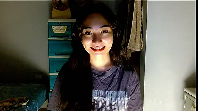 Snapshot of SweetLilly_18 chatting on 08/01/26, 02:11 SweetLilly 18 online show from 08/01/26, 02:11