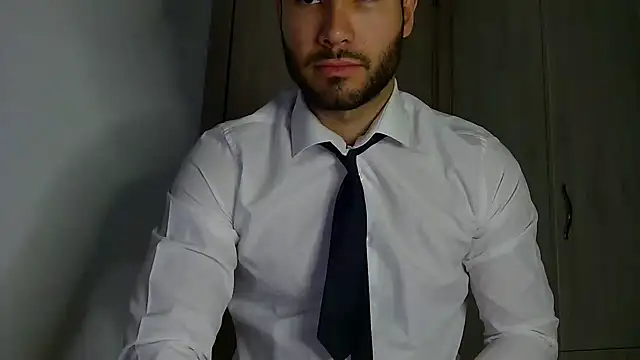 Justynn1 online show from 09/30/25, 09:31