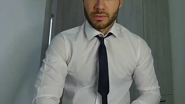 Justynn1 online show from 05/26/26, 05:03