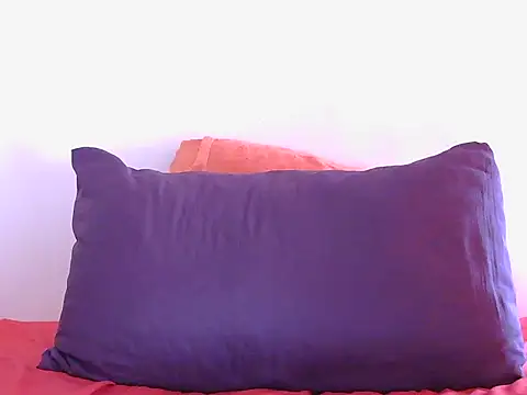 Snapshot of LICKABLETASH98 chatting on 03/19/25, 06:03 LICKABLETASH98 online show from 03/19/25, 06:03