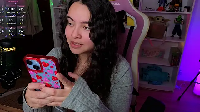 Snapshot of Sweet_sully__ chatting on 11/20/25, 10:04 Sweet sully online show from 11/20/25, 10:04