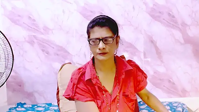 IndianAllure online show from 03/20/25, 05:46