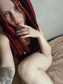 Snapshot of Frost_foxy chatting on 11/05/25, 04:56 Frost foxy online show from 11/05/25, 04:56