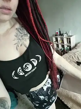 Snapshot of Frost_foxy chatting on 11/12/25, 03:51 Frost foxy online show from 11/12/25, 03:51