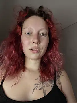 Snapshot of Frost_foxy chatting on 12/03/25, 05:59 Frost foxy online show from 12/03/25, 05:59