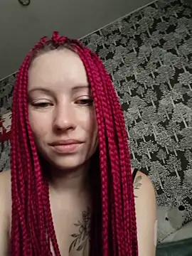 Snapshot of Frost_foxy chatting on 12/14/25, 05:24 Frost foxy online show from 12/14/25, 05:24