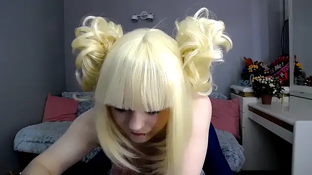 Estheri online show from 05/22/26, 06:20