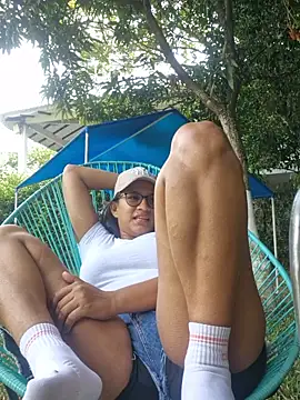 Snapshot of DAELAA chatting on 01/14/25, 07:43 DAELAA online show from 01/14/25, 07:43