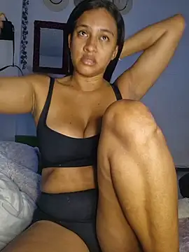 Snapshot of DAELAA chatting on 02/09/25, 07:52 DAELAA online show from 02/09/25, 07:52