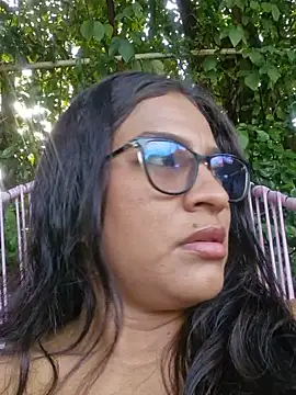 Snapshot of DAELAA chatting on 02/18/25, 09:09 DAELAA online show from 02/18/25, 09:09