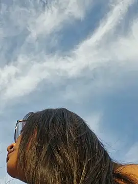 Snapshot of DAELAA chatting on 02/19/25, 10:09 DAELAA online show from 02/19/25, 10:09