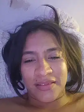 Snapshot of DAELAA chatting on 03/23/25, 12:58 DAELAA online show from 03/23/25, 12:58