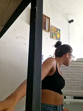 Snapshot of DAELAA chatting on 09/08/25, 06:07 DAELAA online show from 09/08/25, 06:07