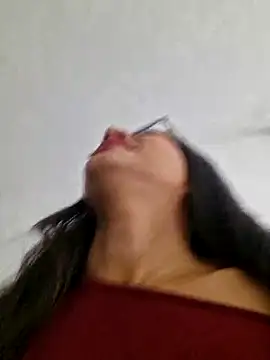 Snapshot of DAELAA chatting on 09/12/25, 04:51 DAELAA online show from 09/12/25, 04:51