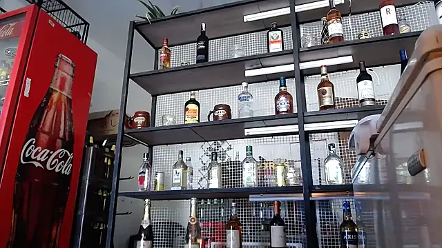 Snapshot of DAELAA chatting on 10/26/25, 08:15 DAELAA online show from 10/26/25, 08:15