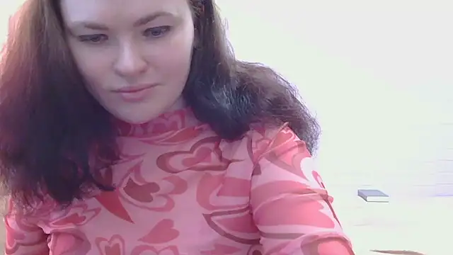 Snapshot of AliceForLoveOh chatting on 05/21/26, 04:41 AliceForLoveOh online show from 05/21/26, 04:41