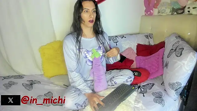 dangerous bitch online show from 04/23/26, 11:40