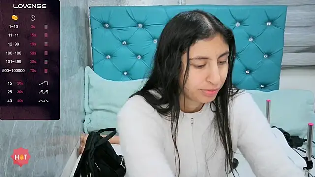 MAARYMOON online show from 12/04/25, 11:08