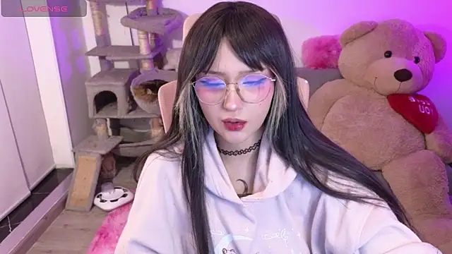 KuroChan420 online show from 02/20/26, 03:25