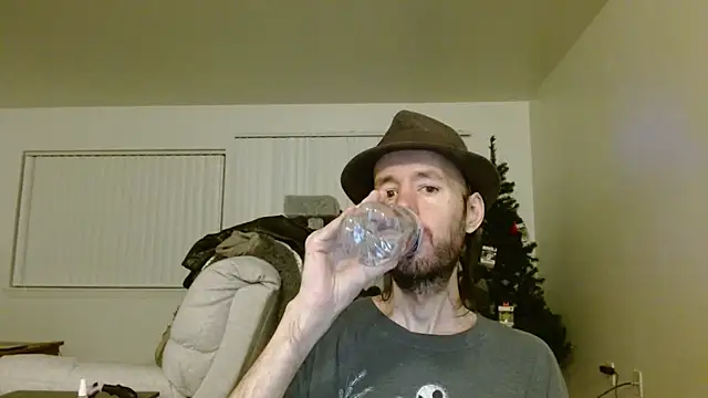 Snapshot of Darking_Yoh chatting on 12/02/24, 12:30 Darking Yoh online show from 12/02/24, 12:30