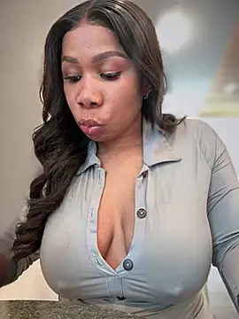 Belle    online show from 02/15/25, 06:23